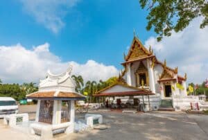 สถานที่ขอหวย วัดหน้าพระเมรุ 2566