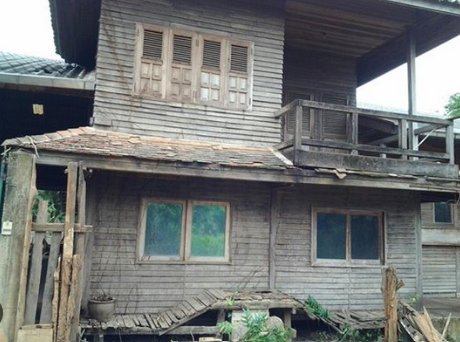 ฝันเห็นบ้านหลังเก่า